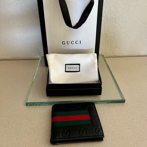 Gucci wallet